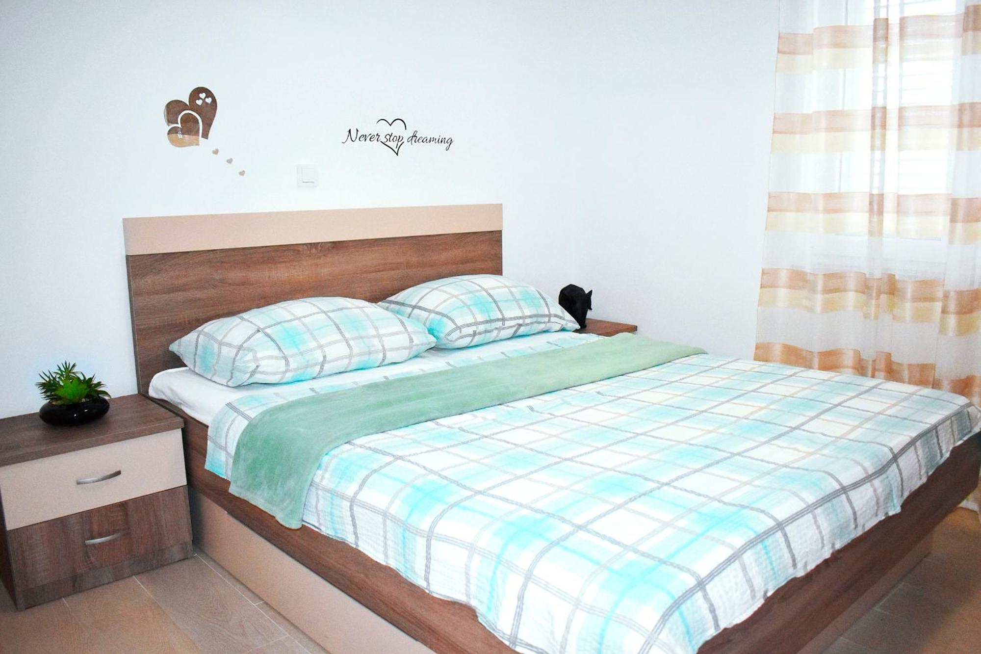 Apartmani Lovrencic Vrsi Ngoại thất bức ảnh
