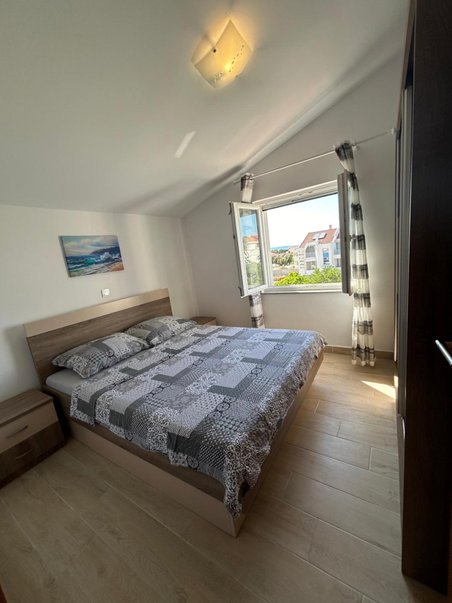 Apartmani Lovrencic Vrsi Ngoại thất bức ảnh